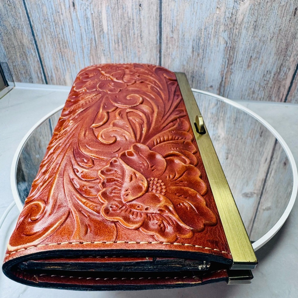 Patricia Nash Vintage Embossed Floral Brown Clutch Wallet EUC - Picture 10 of 12